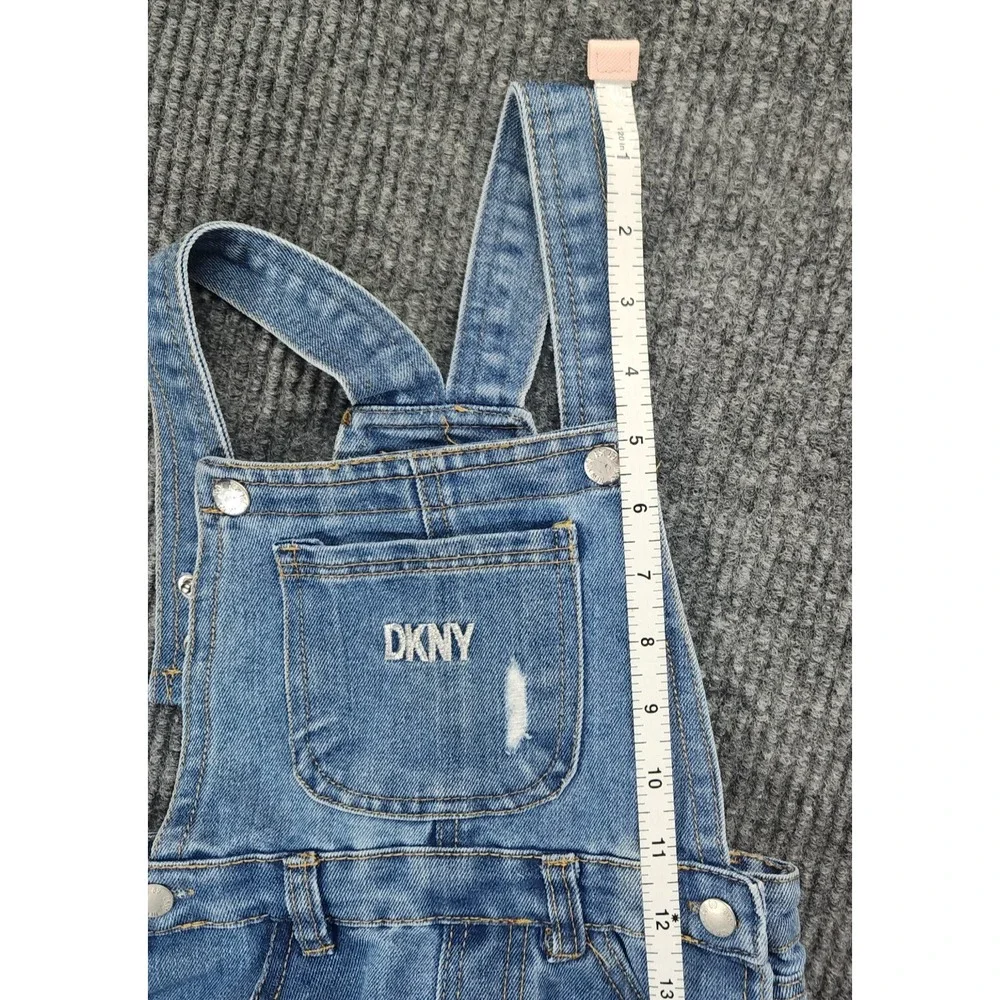 DKNY Overall Denim Jean Shorts with Pink "DKNY" logo top Girls Size 4 - Picture 11 of 15